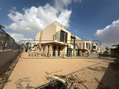 سوديك إيست  فيلا Xv مستقلة كورنر موقع مميز 3 غرف مقدم واقساط  - Sodic East