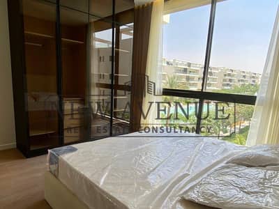 ully finished and furnished apartment direct on lake for rent in Lake View Residence New Cairo developed by O Residence