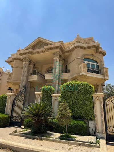 Luxury Villa for Sale in El Shouifat – New Cairo | 1,200 sqm Built-up Area
