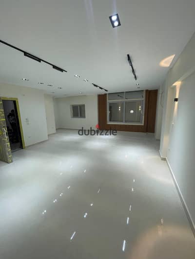 Apartment for sale in Gardinia Heights 3, Fifth Settlement, raised ground floor, 200 meters, ultra super lux finished, and the buyer will be the first resident