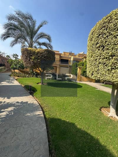 Resale Townhouse Corner with Roof for Sale in La Terra In Front of AUC