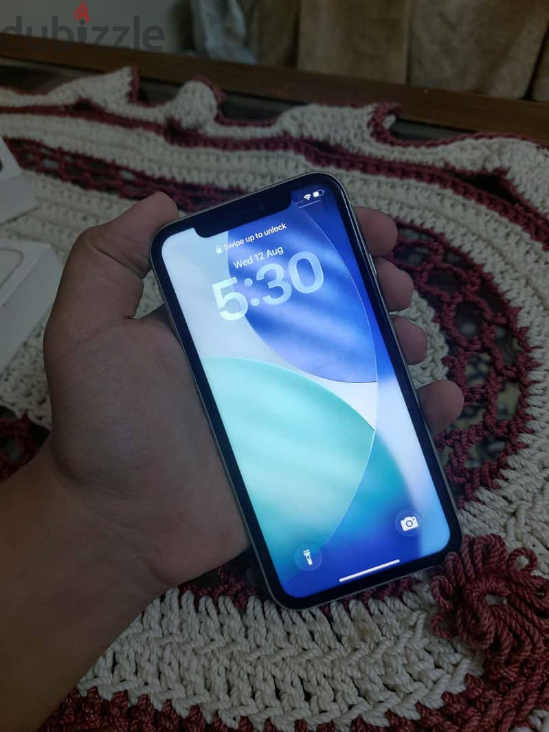 Apple - iPhone 11 4