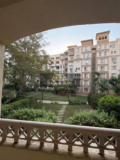 For sale an apartment 140m in Madinaty B1 in front of metro, services and mosque, Talaat Moustafa cash full