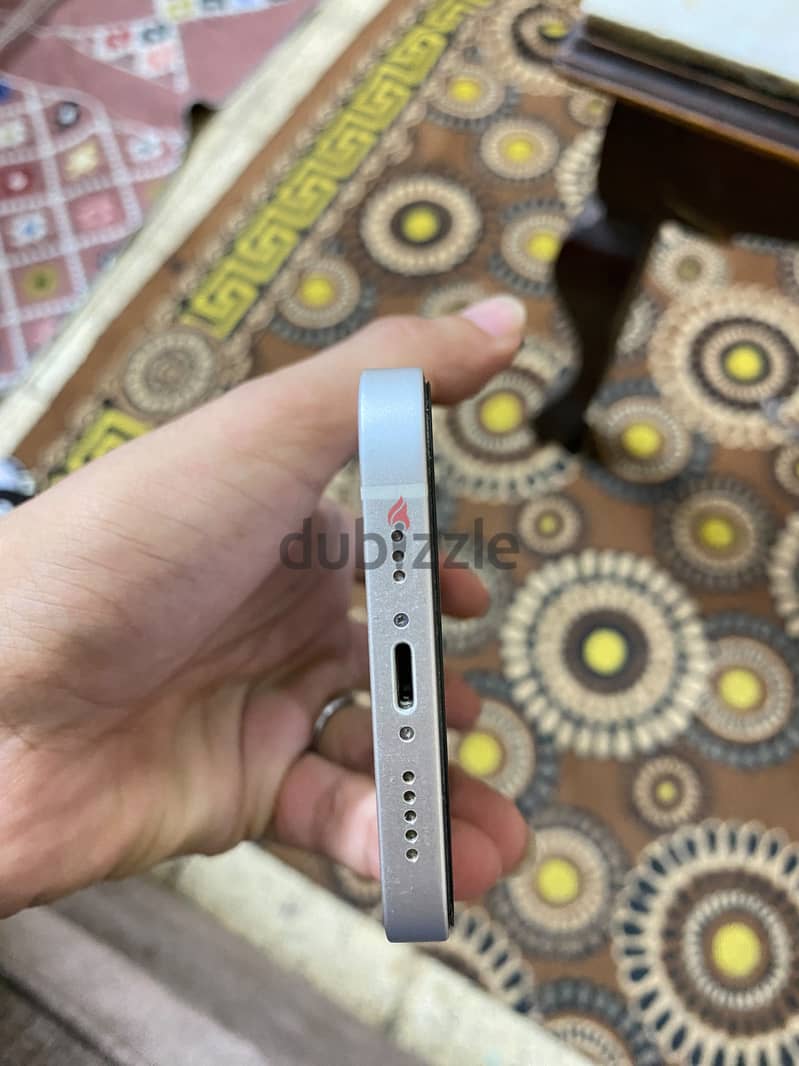 آبل - آيفون 13 7