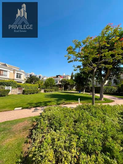 For sale, a distinctive corner townhouse in the Mountain View Hyde Park compound