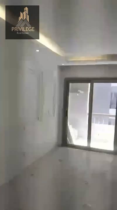 شقة مميزة للإيجار السكني في كومباند معادي ڤالي - موقع حيوي يتسم بالخصوصية و الهدوء