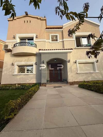 Fully finished standalone villa for sale in Les Rois Compound—ready to move and an exceptional price