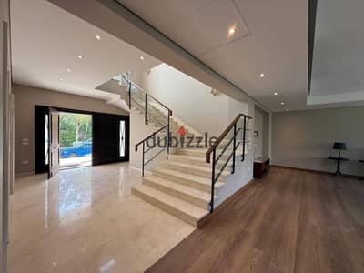 Fully finished Town house near to New Giza and palm hills