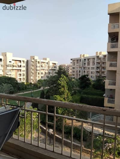 200m apartment for rent in Madinaty new law