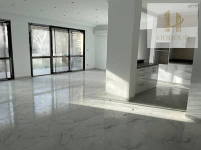 شقه مميزه بحديقة  - مطبخ وتكييفات للايجار ايستاون - التجمع الخامس - القاهرة الجديدة
