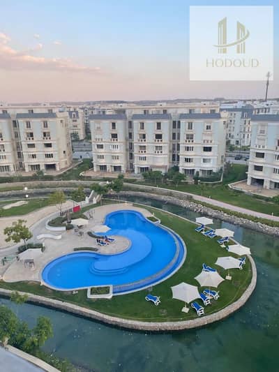 I Villa Roof Middle with Majestic Lake View – Kitchen & Air Conditioning for Rent in Mountain View Hyde Park, Fifth Settlement, New Cairo