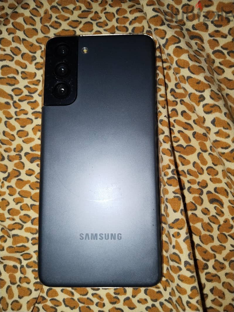 Samsung S21 3