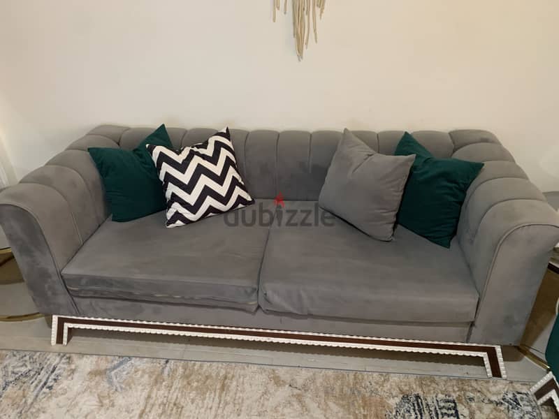 Full living room 2