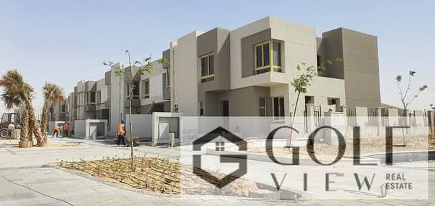 للبيع فيلا تاون هاوس كورنر اقل سعر في الماركت و اميز فيو و لوكيشن في باديه – بالم هيلز – اكتوبر