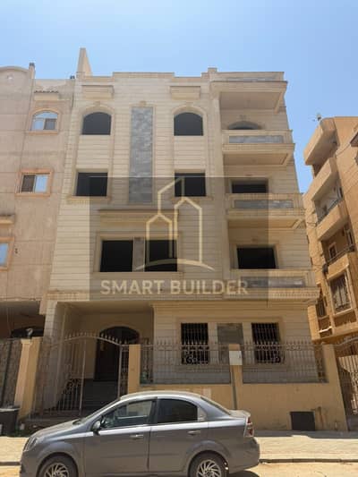 Apartment for sale in Gardenia Heights 1, Fifth Settlement, half finisher, immediate receipt, share in the land, apartment at the back at a bargain price