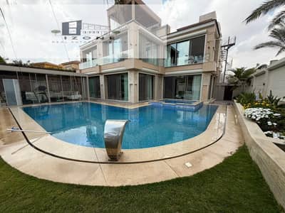 فيلا بيع مفروشة بالكامل غرفة مربية وغرفة سائق جاردينيا سبرينجز Gardenia Springs القاهرة الجديدة 735 متر 4 غرف نوم 5 حمامات مطبخ وتكييفات
