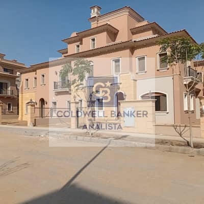 فيلا مستقلة للبيع في سيتي جيت - ديار القطرية - القاهرة الجديدة  جاهزة للاستلام  إطلالة مفتوحة