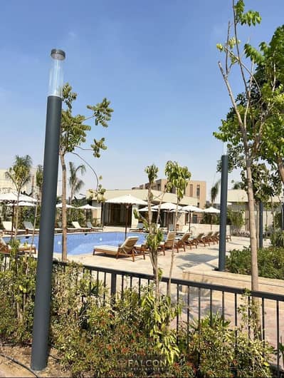 Ready-to-move-in apartment with a landscape view, 81 sq m (1 bedroom) for sale in District 5 Compound, Fifth Settlement - near the American University