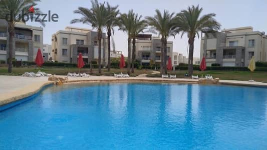 إمتلك شاليه بتشطيب كامل بفيو على حمام سباحة وخطوات من البحر فى أمواج من الأهلى صبور فى الكيلو 136 بجانب سيشيل وهاسيندا وايت بالم هيلز