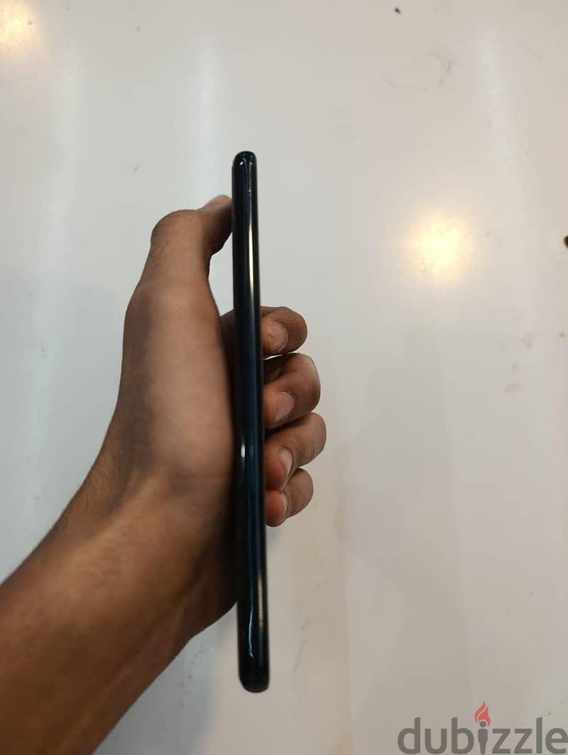 Samsung s20 plus with box 5