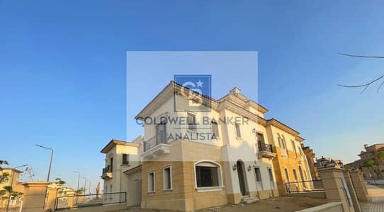 فيلا مستقلة للبيع في سيتي جيت – ديار القطرية – القاهرة الجديدة | جاهزة للاستلام | إطلالة مفتوحة