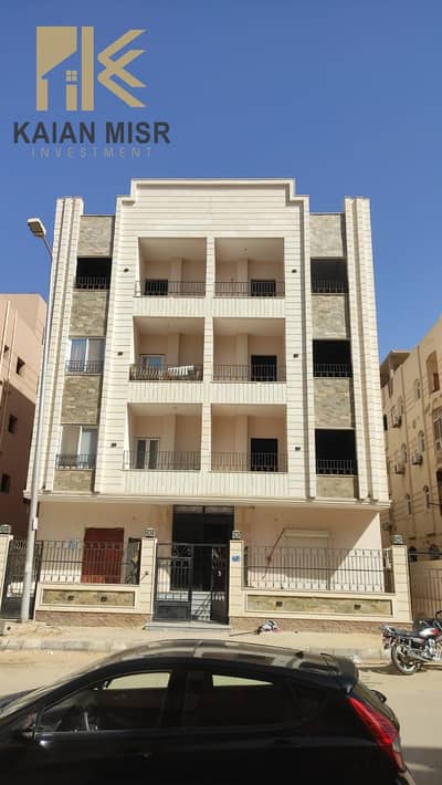 Your chance to own an apartment 205 m + 35 m ground floor in one of the best areas of El Shorouk City