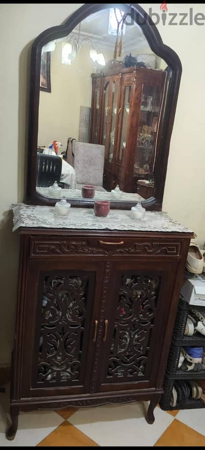 جزامة شيك وعملية جداً بتصميم كلاسيكي