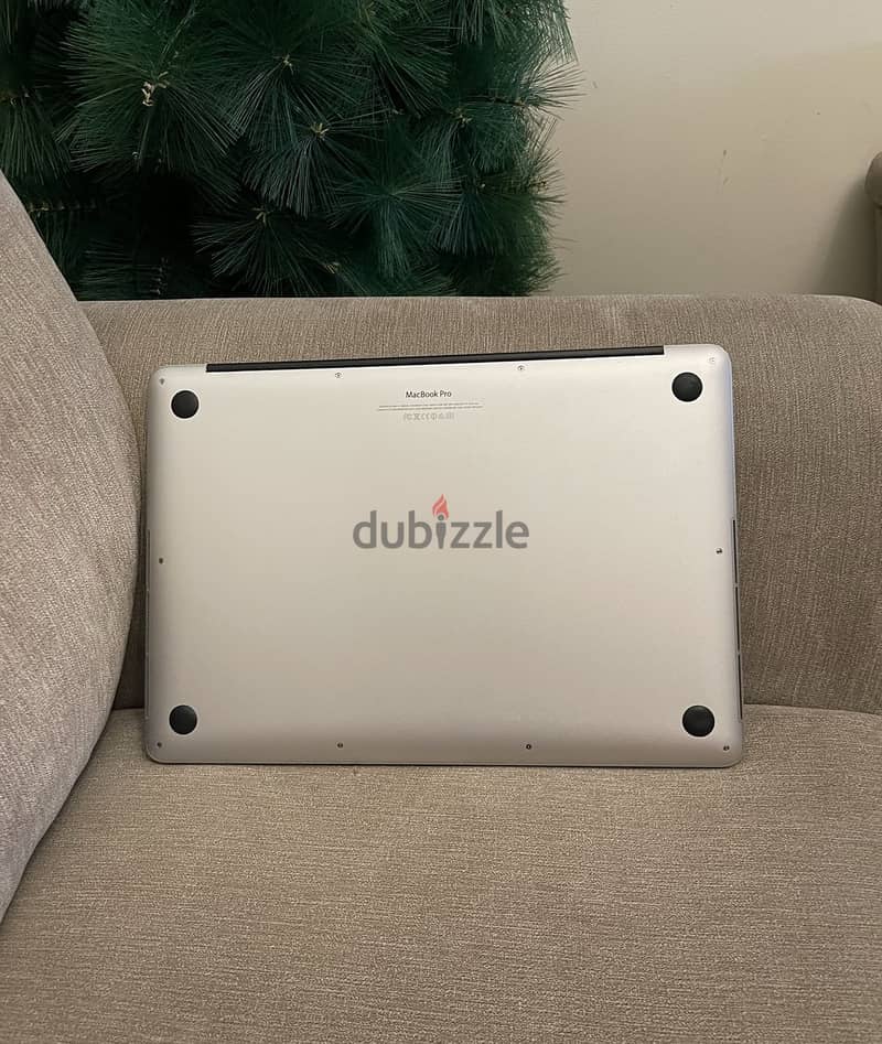 MacBook Pro 15 inch 2015 storage 512 GB 2