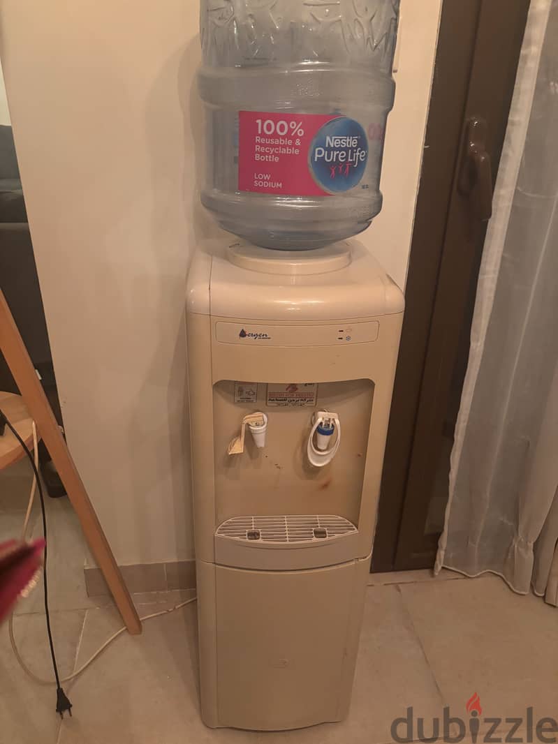 Bergen water dispenser 1