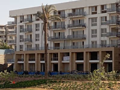 شقة بموقع مميز للبيع في أب تاون كايرو إعمار متشطبة بالتكييفات Uptown Cairo Emaar