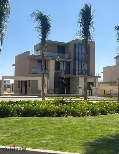 فيلا كبيرة جاهزة للسكن فى كمبوند ذا استيتس سوديك برايم لوكيشن قرب الربوه و النادى الاهلى و مطار سفنكس الدولى بقلب الشيخ زايد