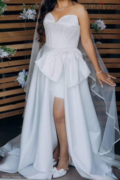 For Sale | Luxury Satin Wedding Dress