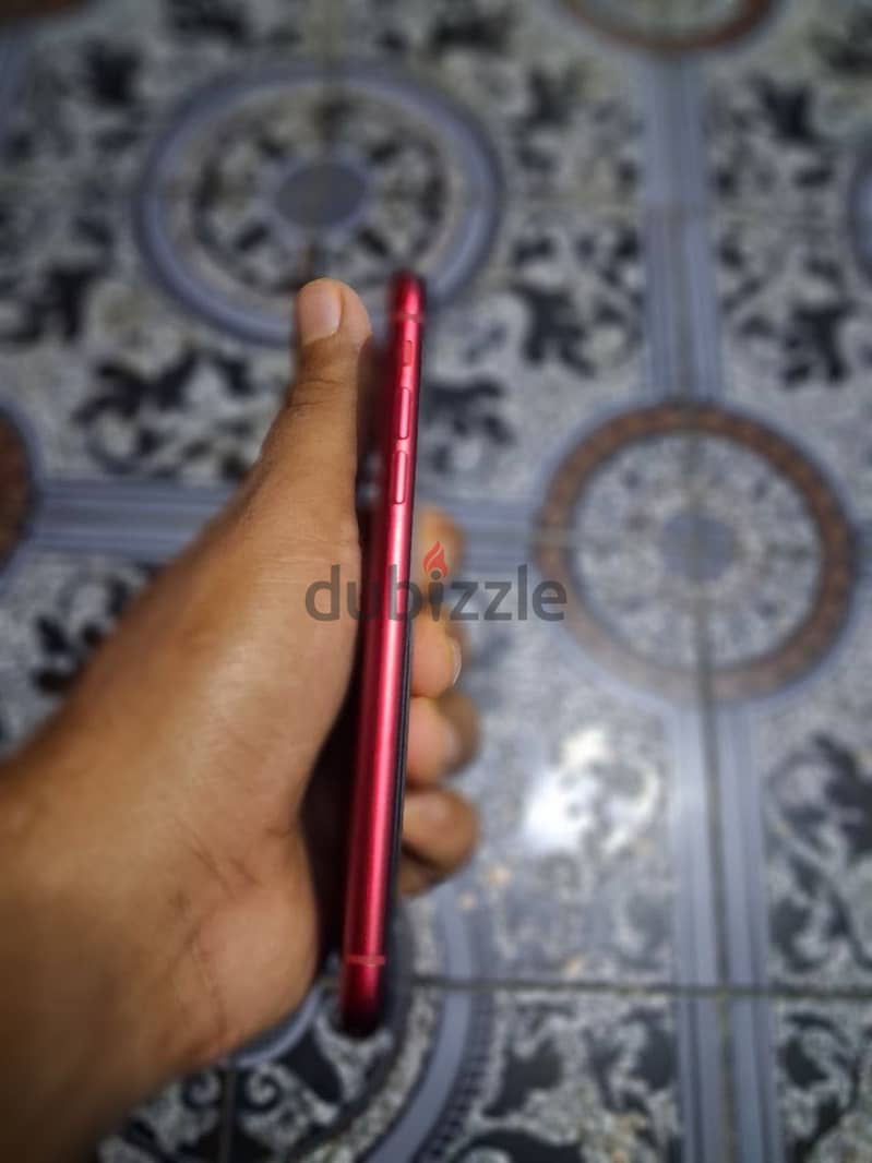 Apple - iPhone XR 3