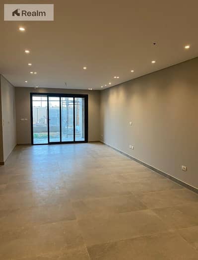 Twin house DELIVERY 1Y with very prime location| village west