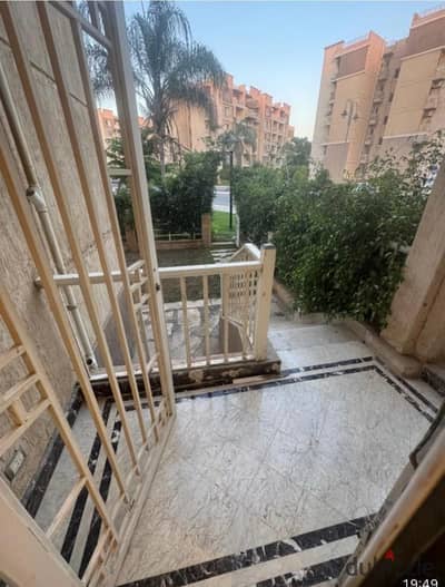 For sale in Madinaty, a 65m² ground floor apartment with a 40m² garden. A great deal!