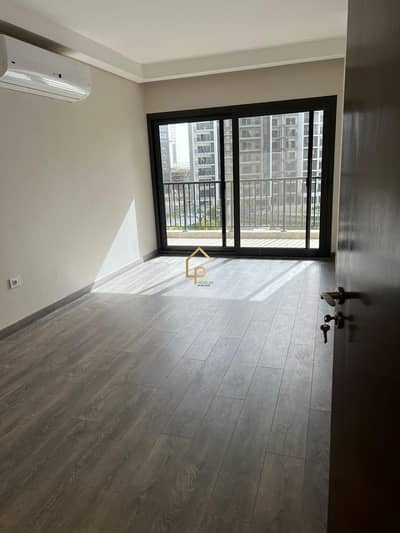 Apartment for rent at ZED towers Sheikh Zayed 211m