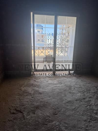 I villa garden in mountain view i city- new Cairo- with prime location and open view - ready to move