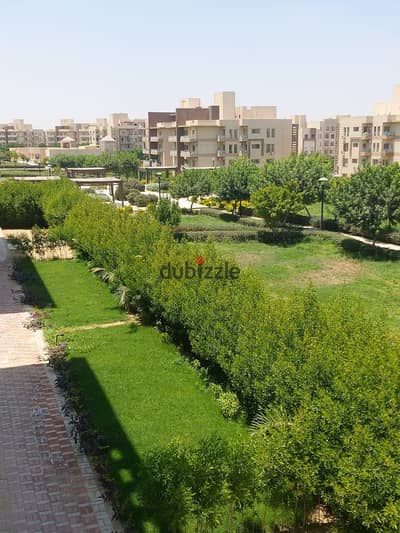 شقة للايجار القانون في كمبوند وصال فيوز
