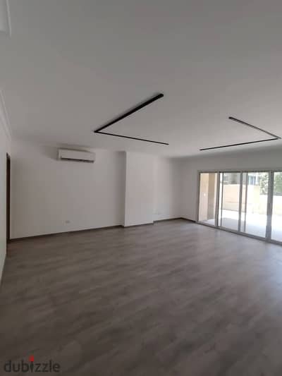 Apartment for Rent in The Square – New Cairo  A distinctive ground-floor apartment with a private garden available for rent in The Square Compound, New Cairo, in a prime location right next to the Kids Area.   Apartment Details:  - Ground floor with privat