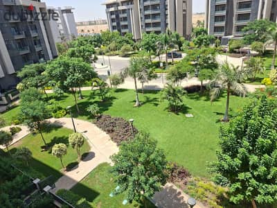 في مدينتي استديو للايجار اول سكن بكمبوند بريفادو 63م دور متكرر جاردن فيو madinaty