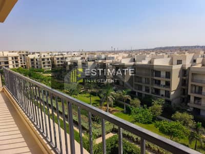 Semi-furnished 220m² Penthouse for Rent in Al Marasem