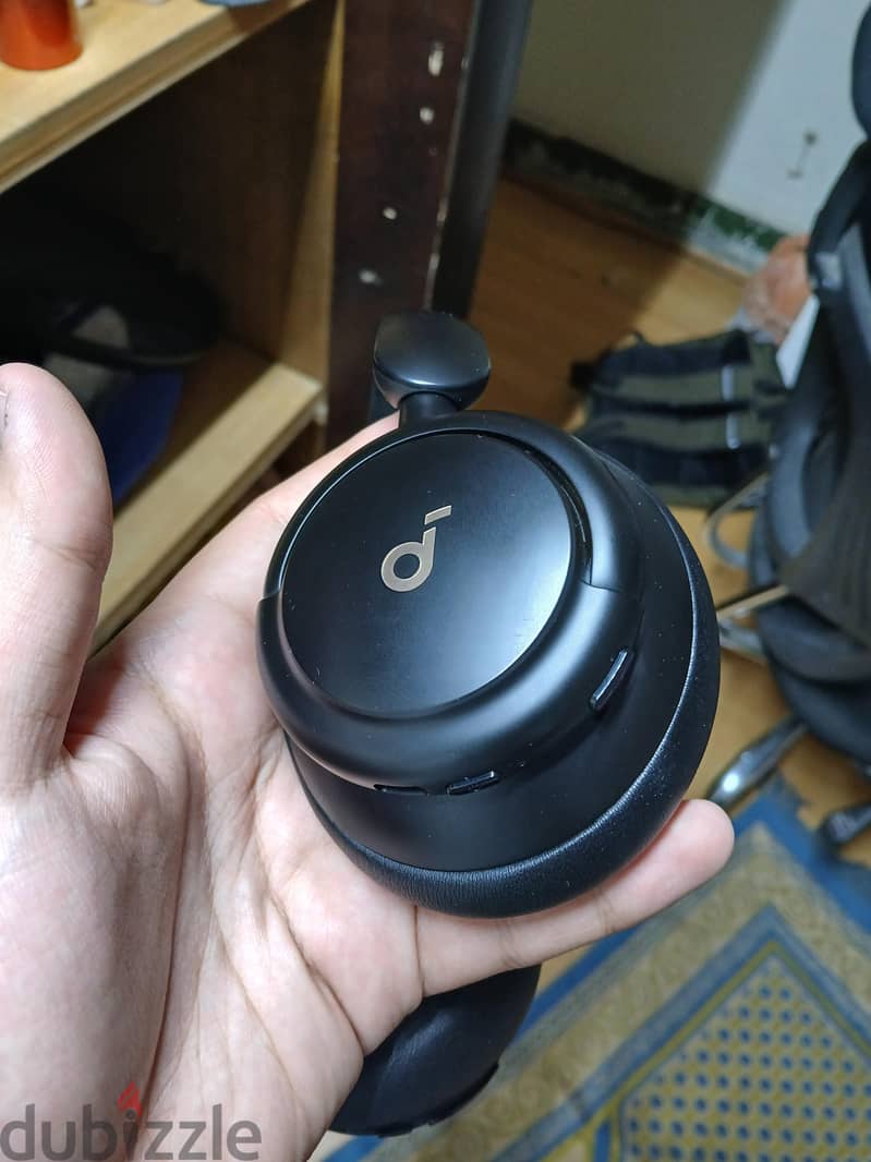 Anker Q30 2