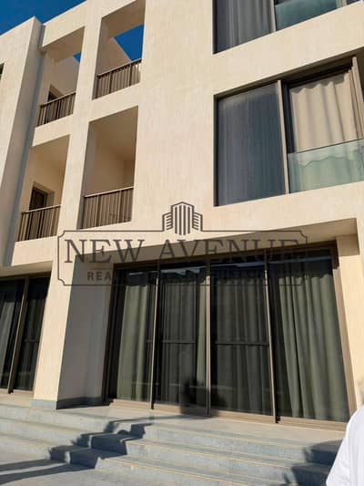 Town house corner ready to move with prime location sea view in waterway north coast