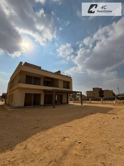 اقل سعر فيلا مستقلة استلام فوري 516متر علي البول type C طوب احمر في Palm Hills New Cairo