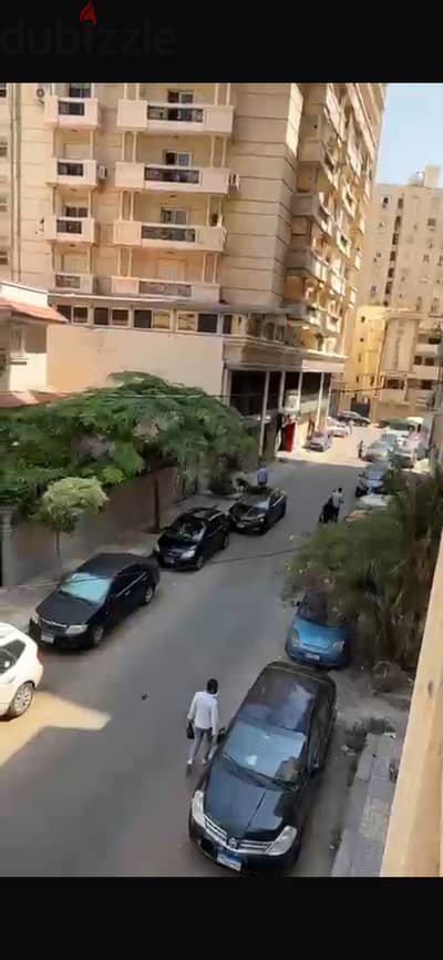 شقة بأبراج حياة السرايا