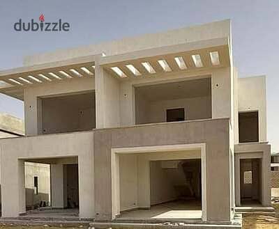 تاون هاوس متشطب خطوات من شاطئ البحر فى سيشور بجانب هاسيندا ويست Seashore Hyde Park