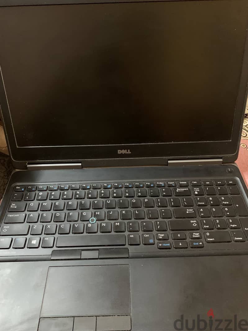 Dell precision 7520 1