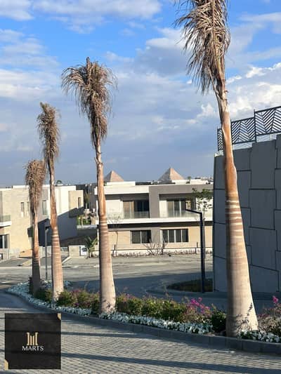 Ready-to-Move 362 SQM Twin House in Hadaba for 19M EGP | Direct Pyramids View