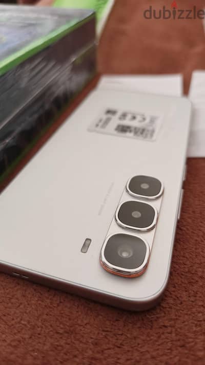للبيع infinix hot 60 pro كسر زيرو