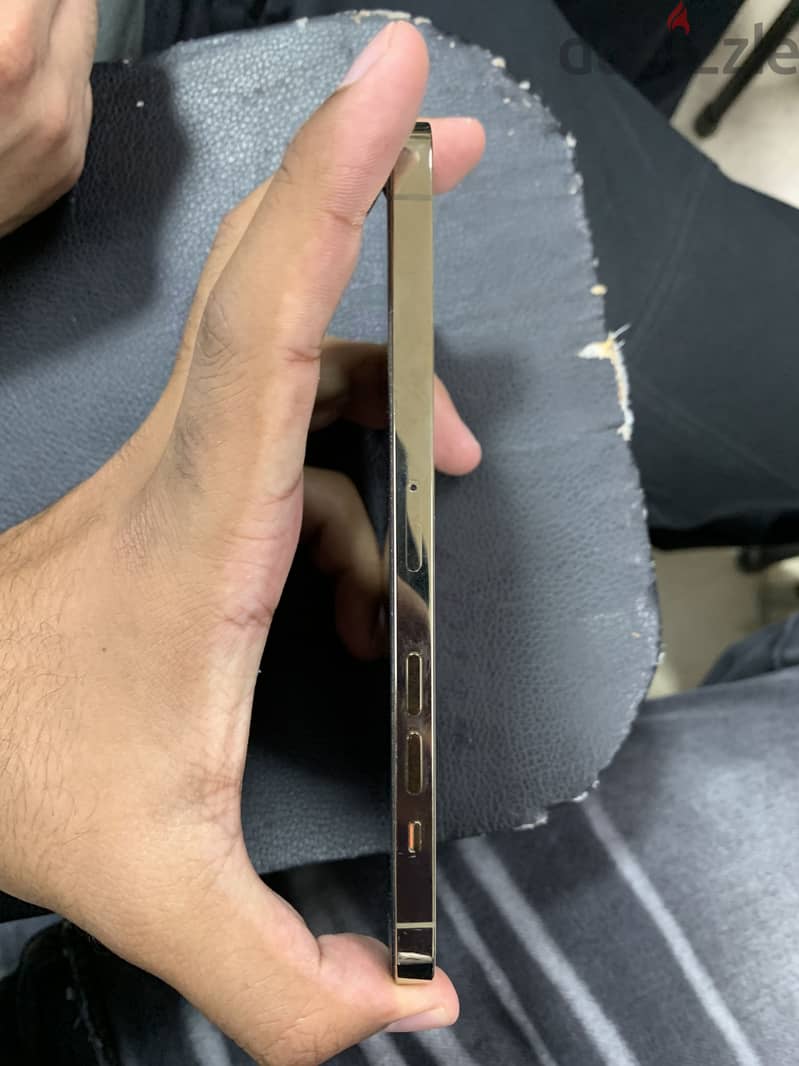Apple - iPhone 12 Pro Max 2